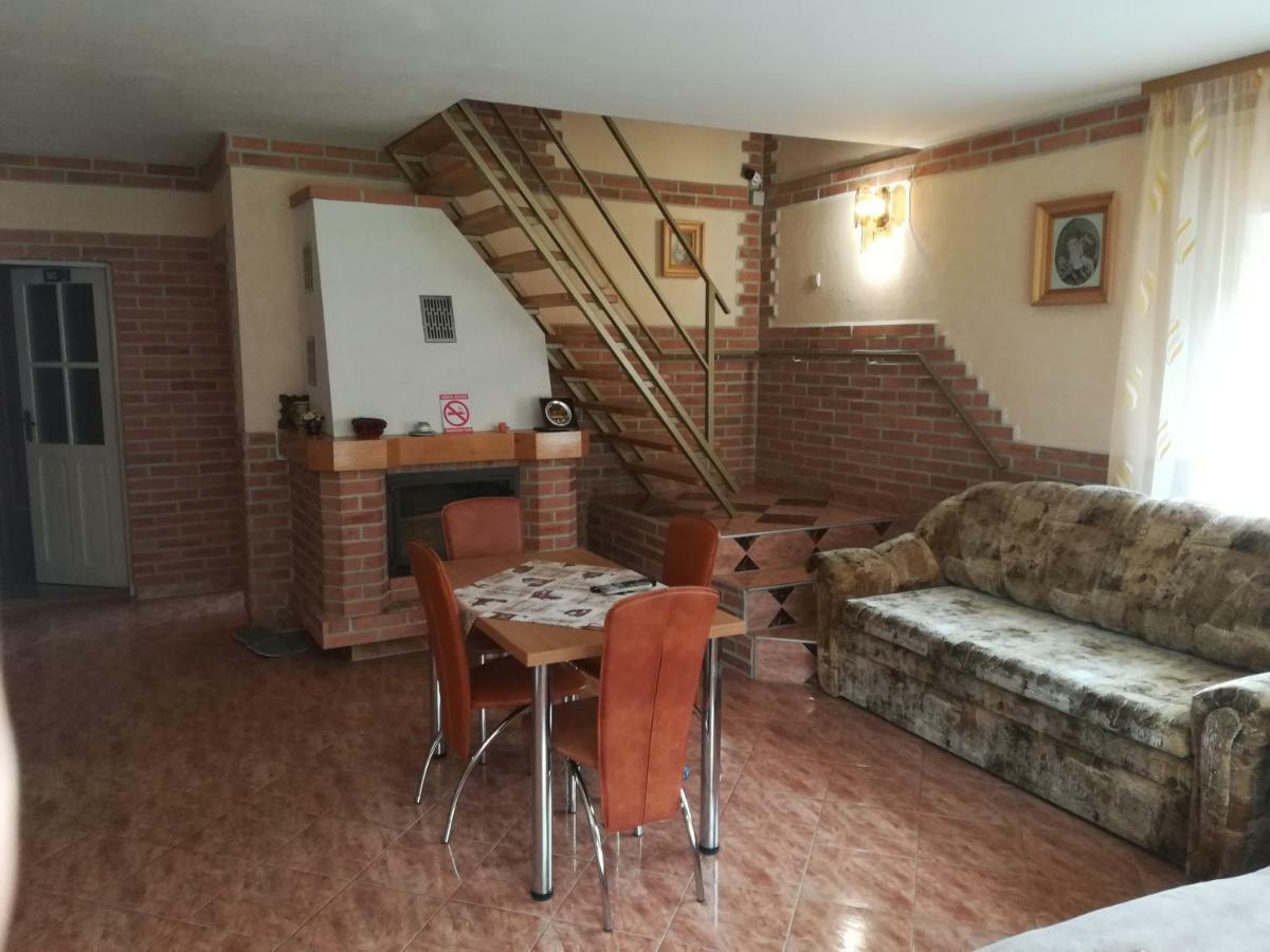 Pensiunea Colt Alb Baile Homorod Bagian luar foto