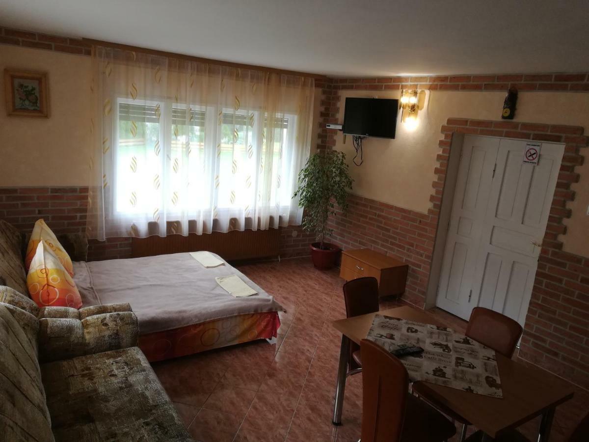 Pensiunea Colt Alb Baile Homorod Bagian luar foto