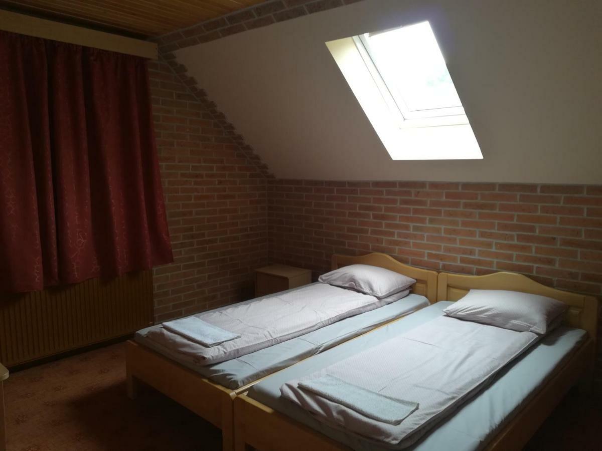 Pensiunea Colt Alb Baile Homorod Bagian luar foto